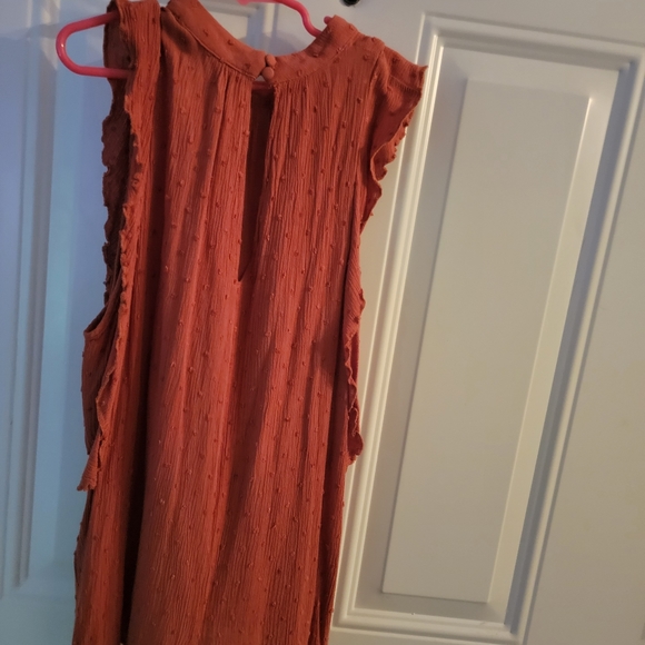 High Neck Ruffle Tank - Picture 6 of 6